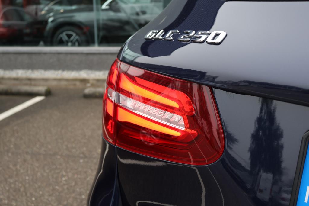 Mercedes-Benz Glc 250 4matic premium plus l beige leder interieur l 360 gr 