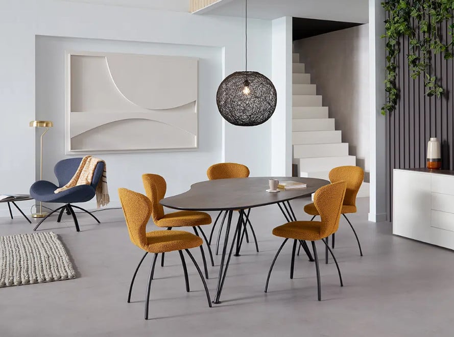 Eettafel cloudy (206x120) brons (als nieuw)