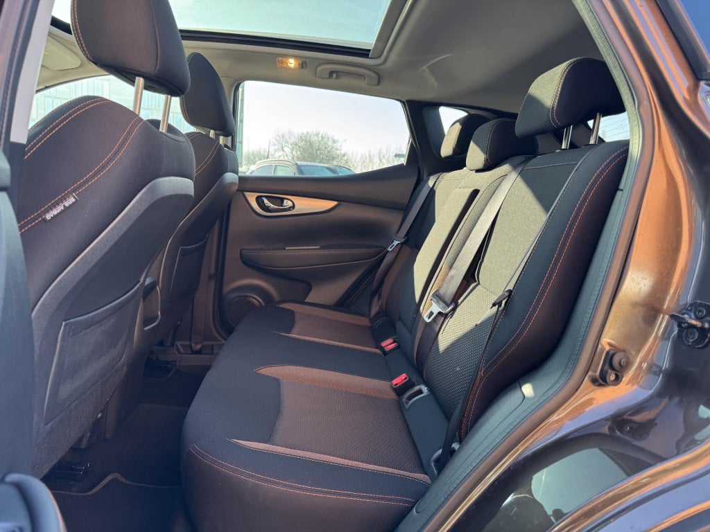 Nissan Qashqai 1.3 dig-t n-motion | panoramadak | apple carplay/android aut