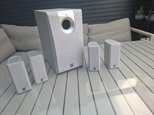 Yamaha SW-P130 5.1 home cinema