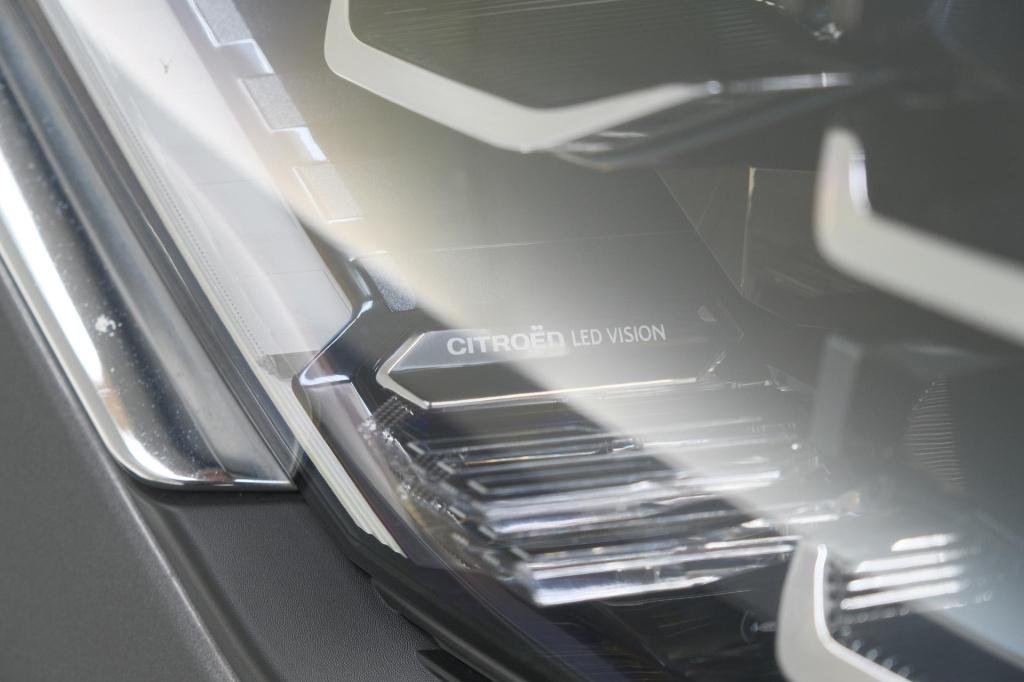 Citroen C4 puretech 130 feel pack | head-up display | camera | navigatie | 