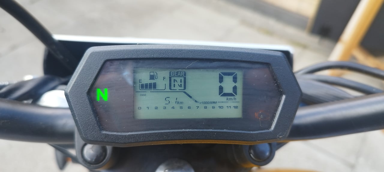 Te koop: Mash Dirt track 50 met 51 km op de teller