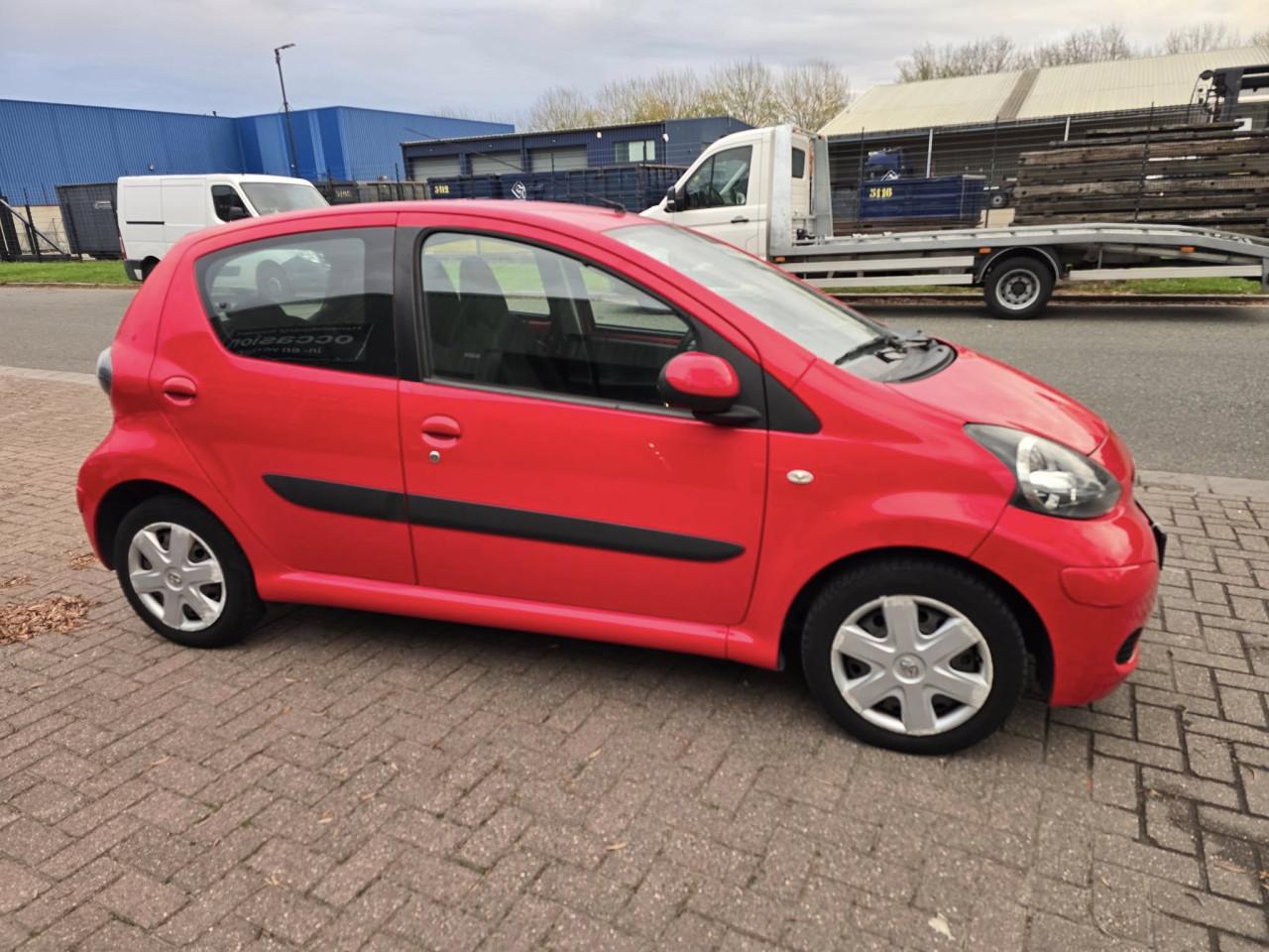 Toyota Aygo 1.0 – 2009 – Slechts 143.139 km!