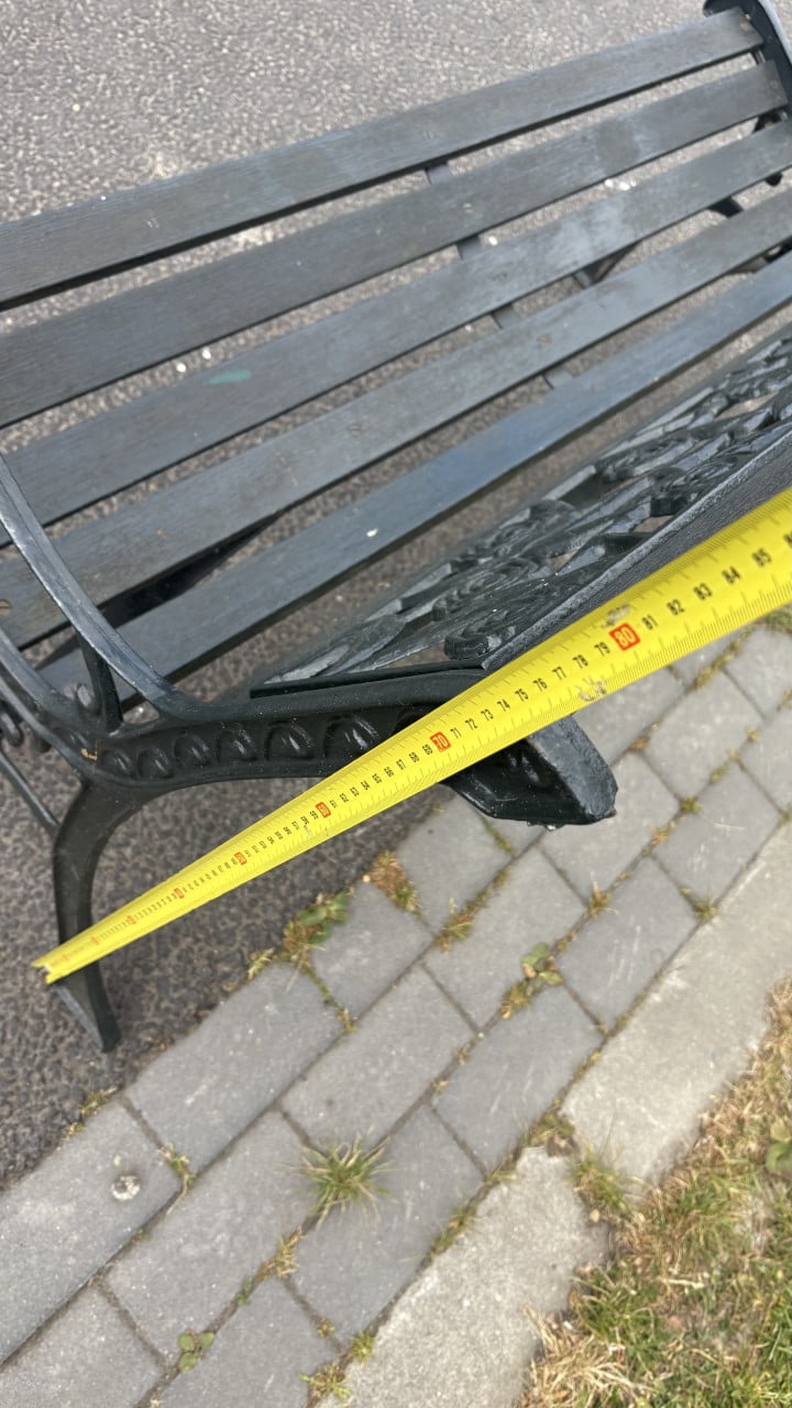 Tuinbank met gietijzerenpoot