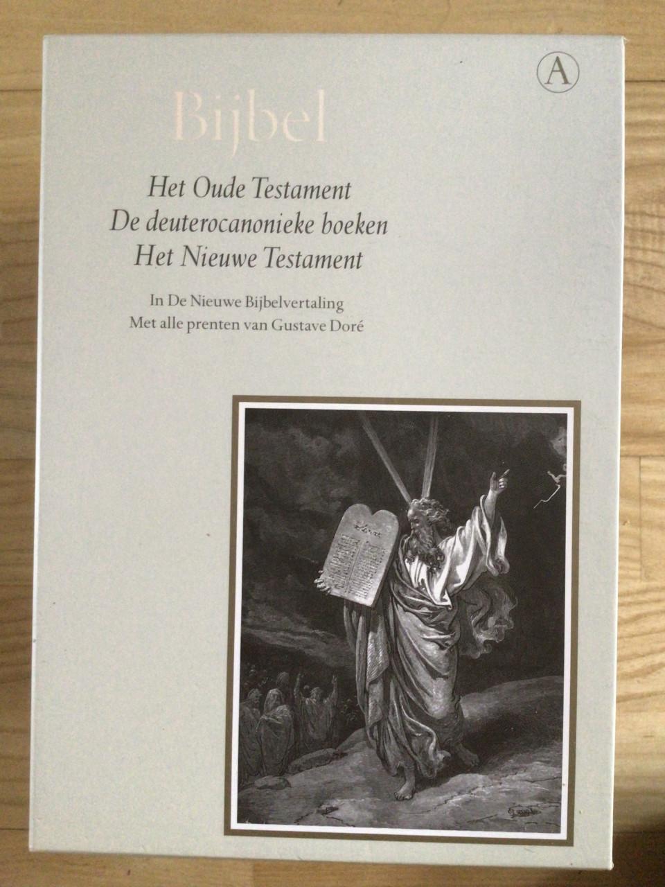 Bijbel met prenten van Gustave Doré