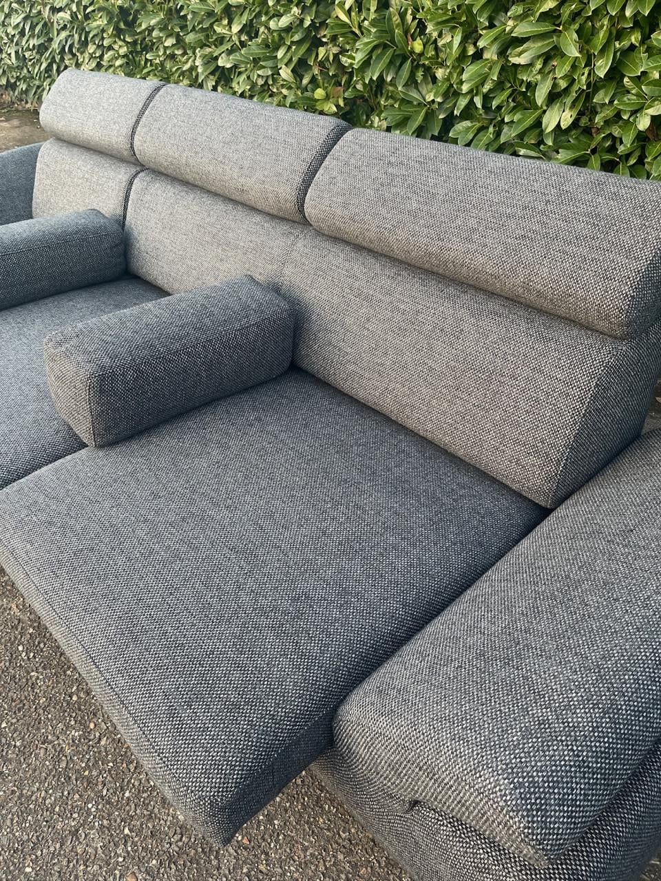 Montèl Modena Hoekbank–Uitschuifbare Zitvlakken–Luxe Grijs Design