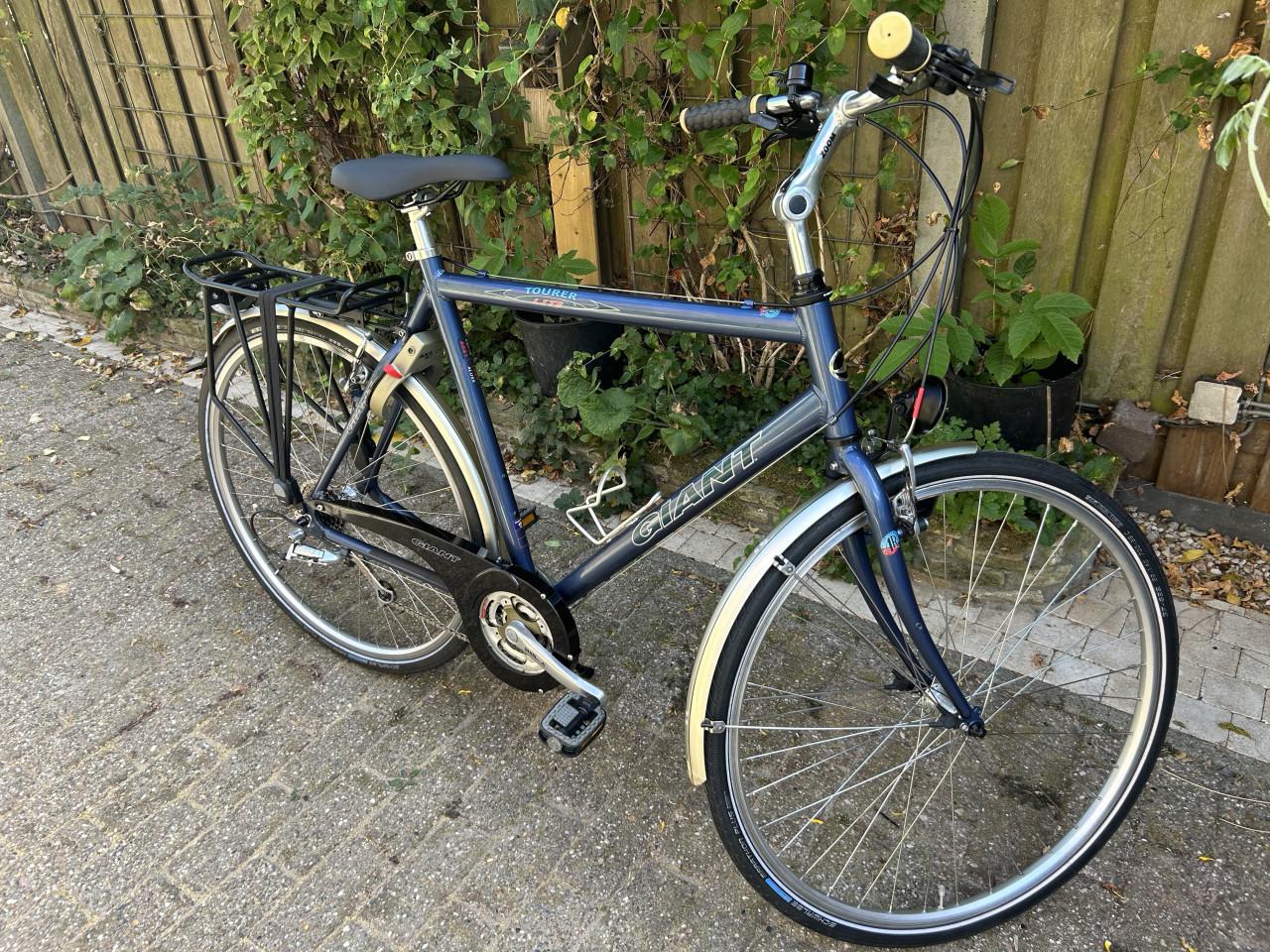 Herenfiets Giant Tourer Lite 21 versnel. Echt goed en mooi..