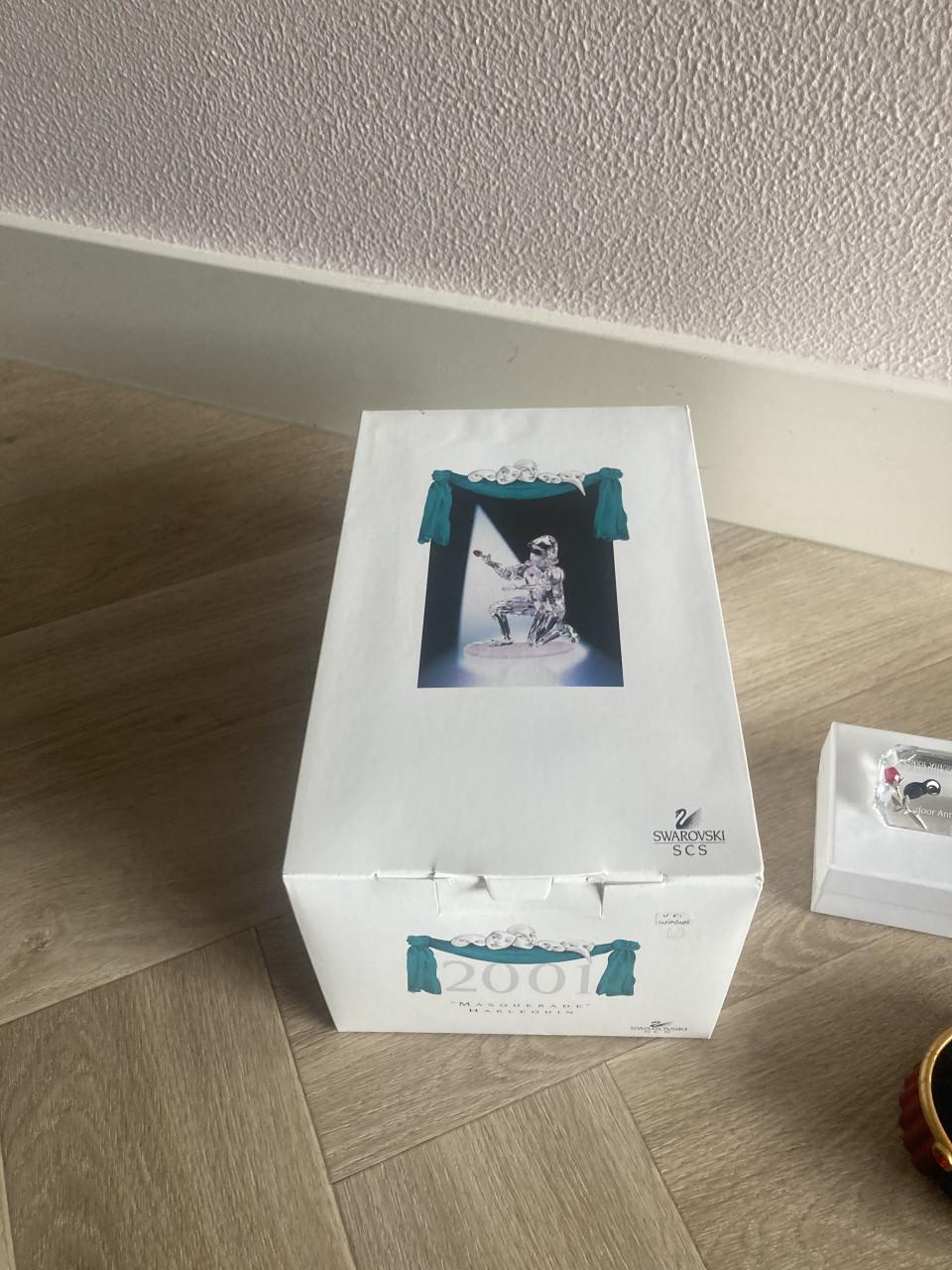 Swarovski harlekijn met display en plaquette
