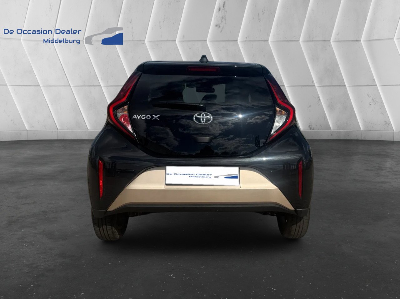 Toyota Aygo X 1.0 VVT-i S-CVT first