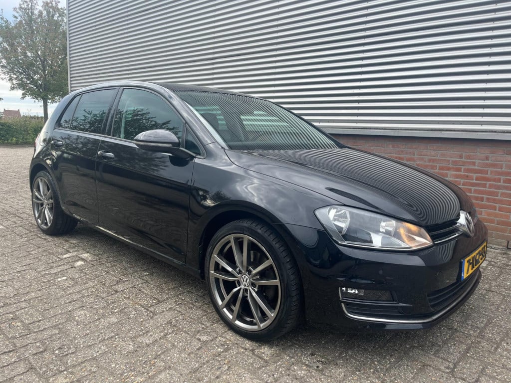Volkswagen Golf 1.2 tsi highline | orig nl. | navi | luxe
