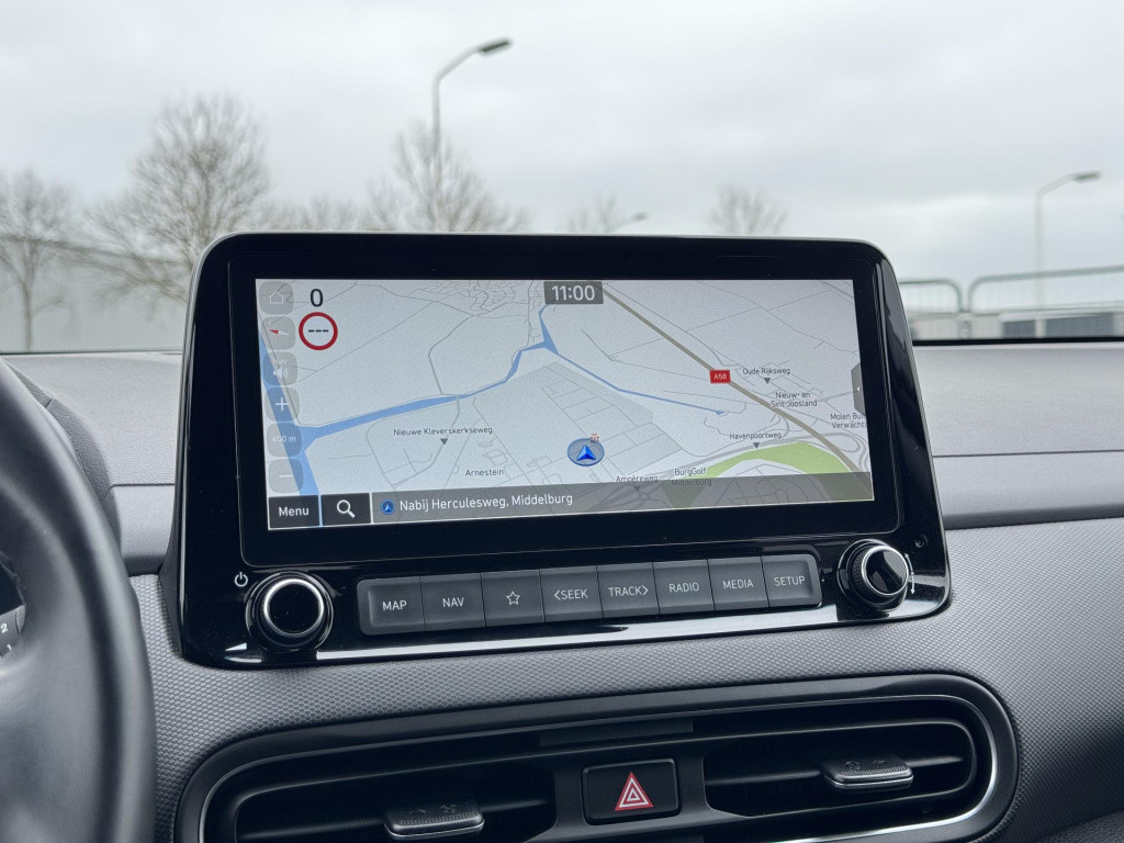 Hyundai Kona 1.6 gdi hev fashion | trekhaak | navigatie | camera | head-up 
