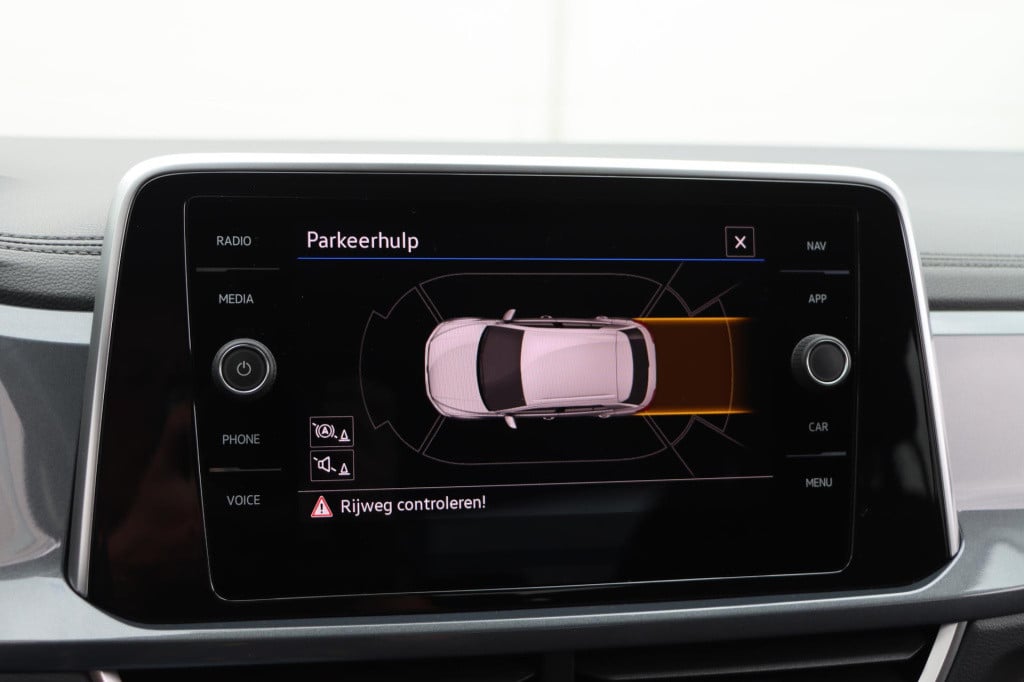 Volkswagen T-roc (gp) 1.5 tsi style 150pk dsg7