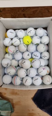140 golfballen