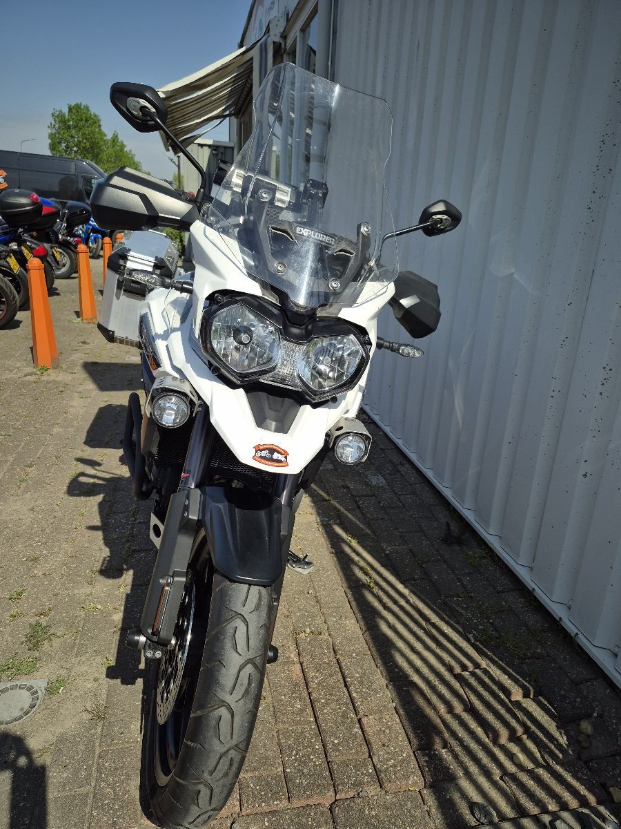 Triumph Tiger 1200 Explorer XRT uit 2016