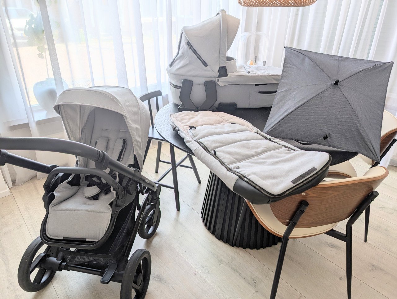 Nagenoeg nieuwe Mutsy Nio kinderwagen