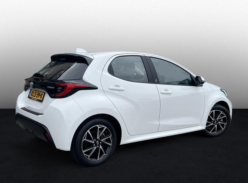 Toyota Yaris 1.5 hyb. 115 first e