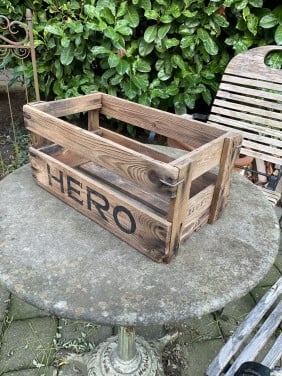 Houten krat Hero sap