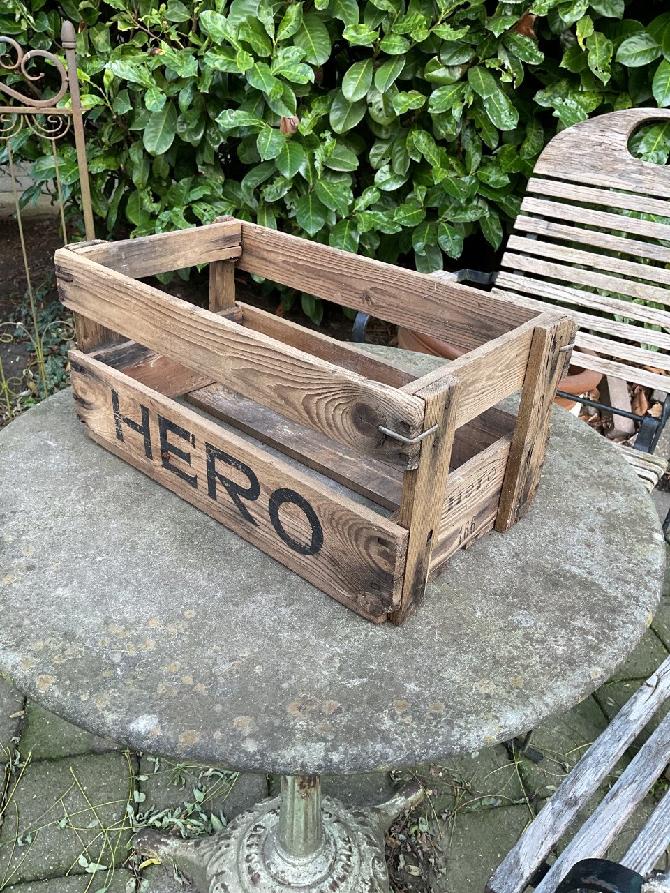 Houten krat Hero sap