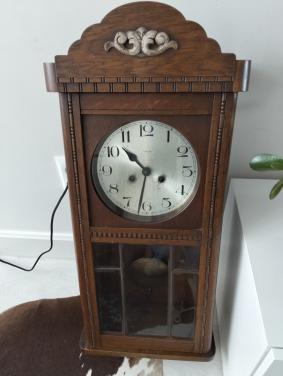Antieke klok te koop