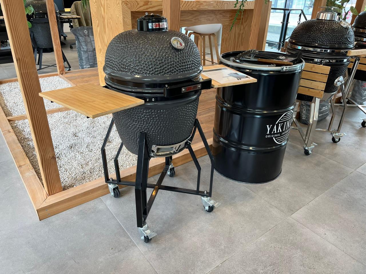 Showroommodel: Bastard, Columbus, Grill Guru, Grizzly Grills