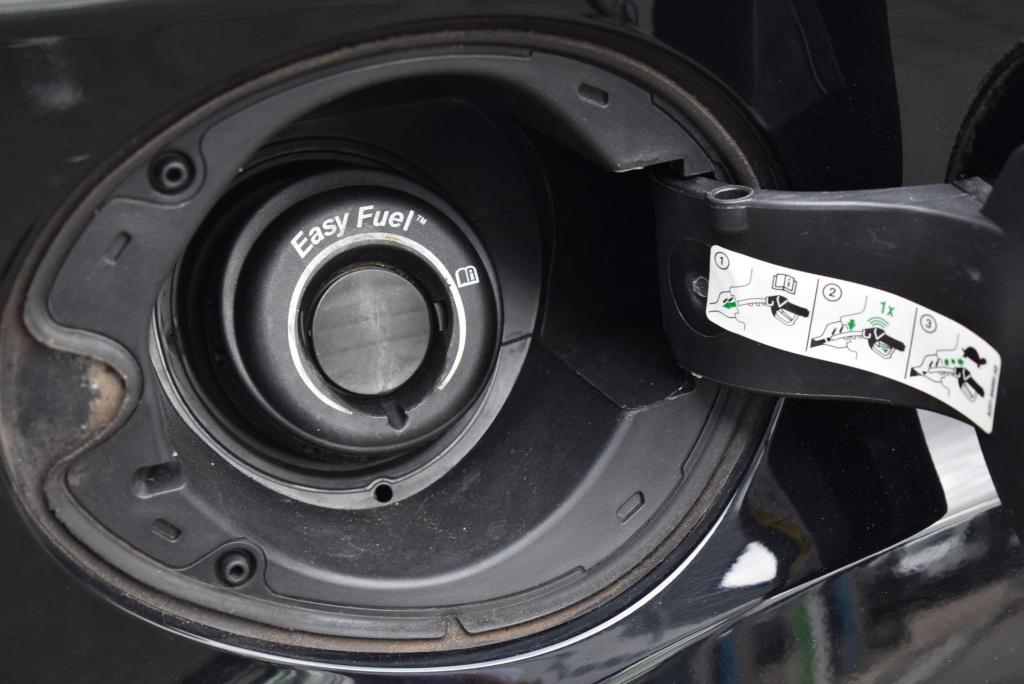 Ford Kuga 1.5 ecoboost st line | automaat | panoramadak | climate control |