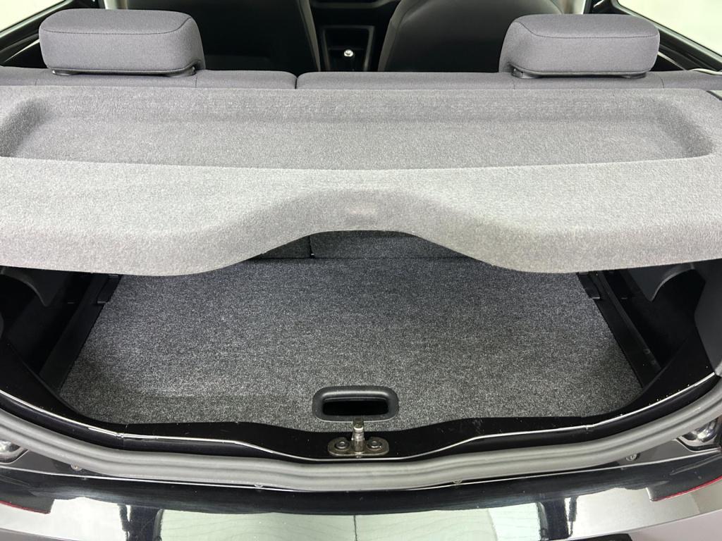 Volkswagen UP! occasion 1.0 move up! bluemotion | zwart | tweedehands volks