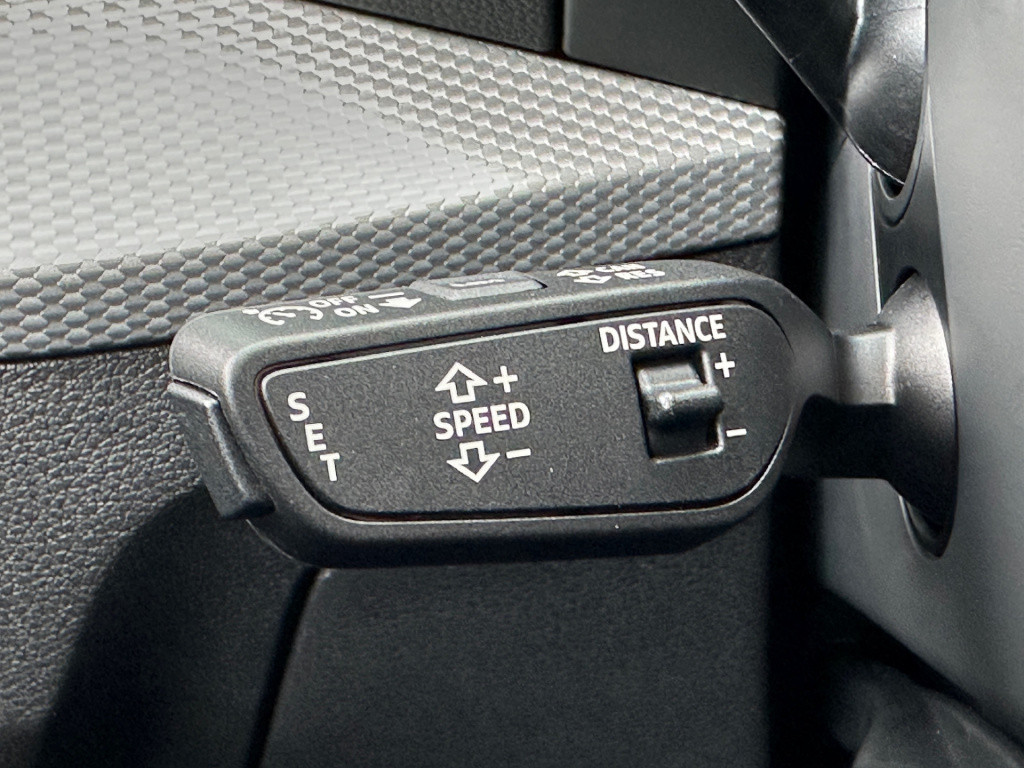 Audi Q2 35 tfsi 150pk s-tronic s-line | camera | keyless | adapt. cruise | 