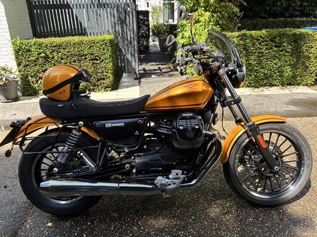 Moto Guzzi V9 Roamer ABS