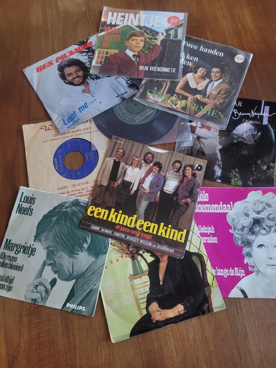 60 Nederlandstalige singles
