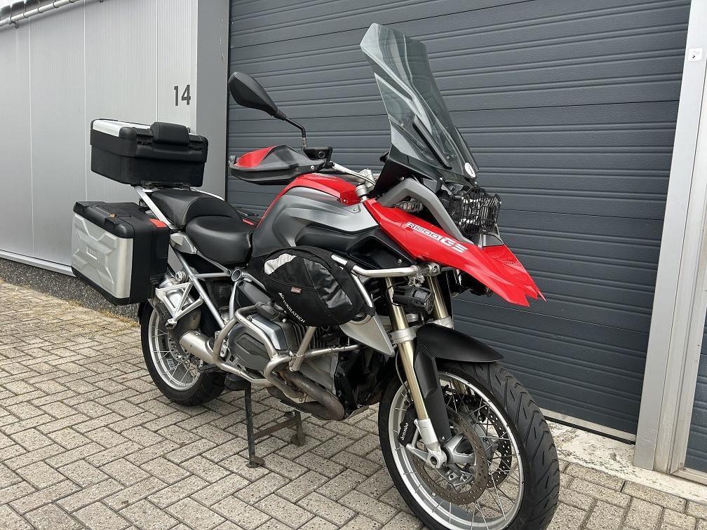 BMW R1200GS LC uit 2014 met 82 dkm, volledig aangekleed, rijklaar €8500,-