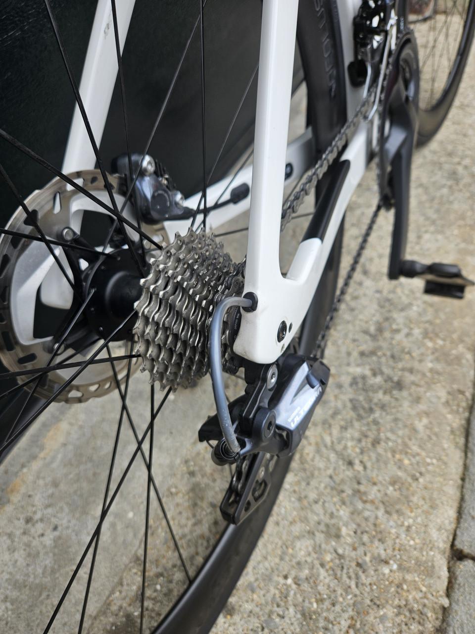 Trek Madone SL 6 in maat 54. Heel mooi!