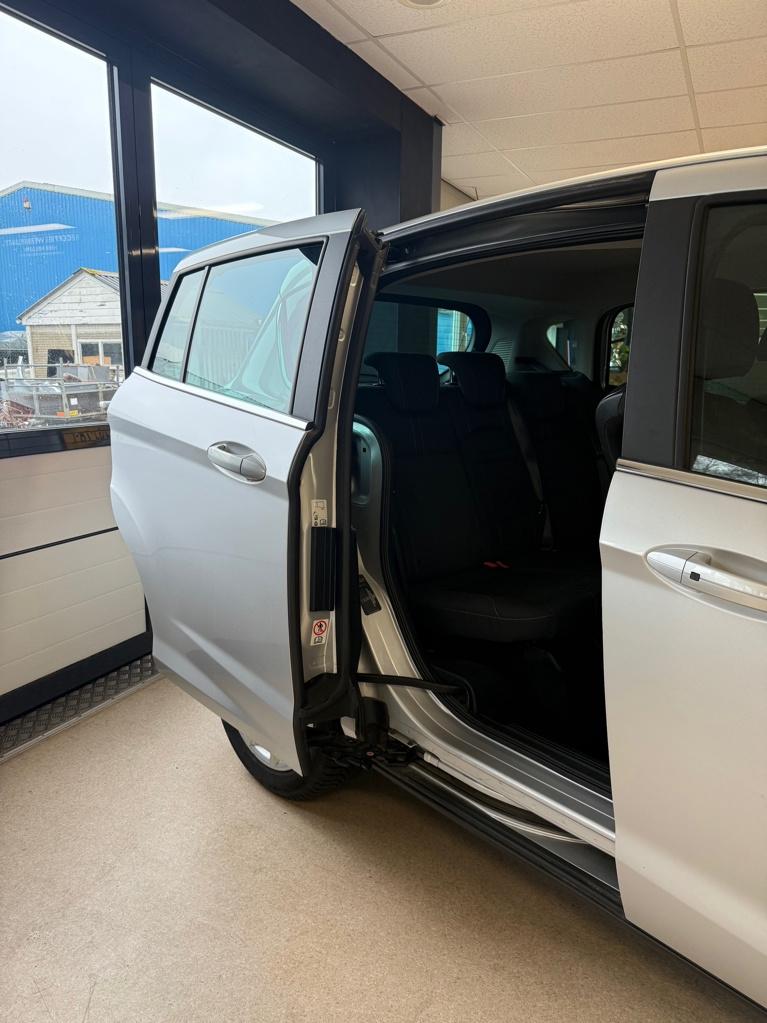 Ford B-max 1.6 ti-vct titanium