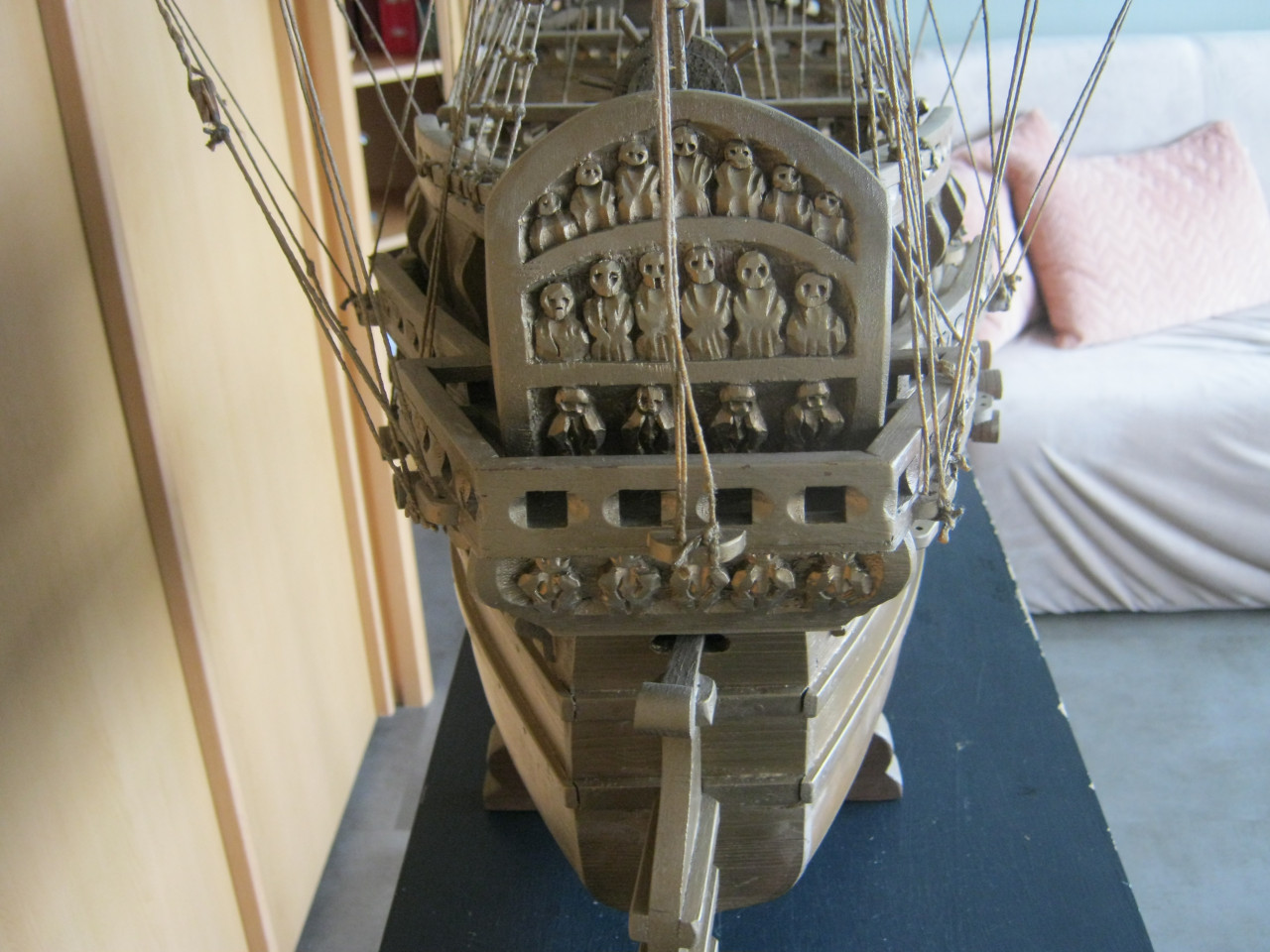 Volledig houten schip.