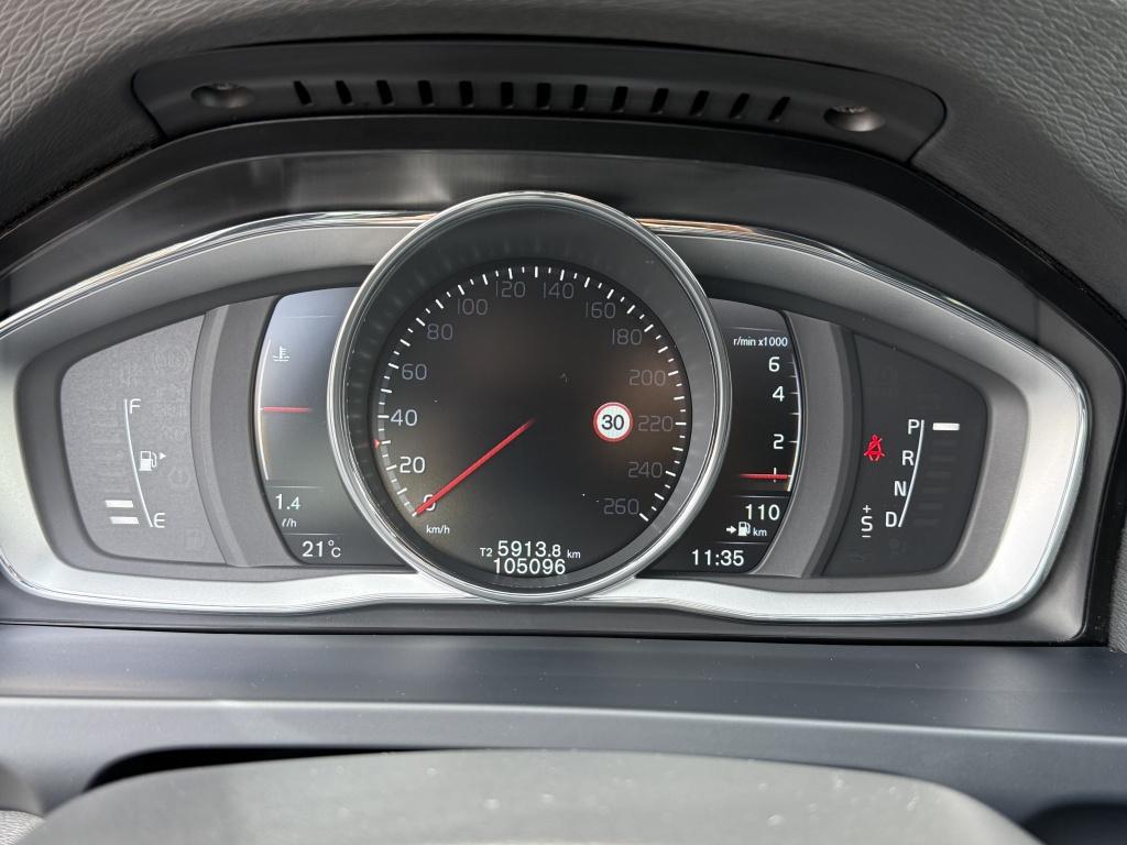Volvo V60 cross country t5 245pk summum| opendak| trekhaak| adap.cruise| ca