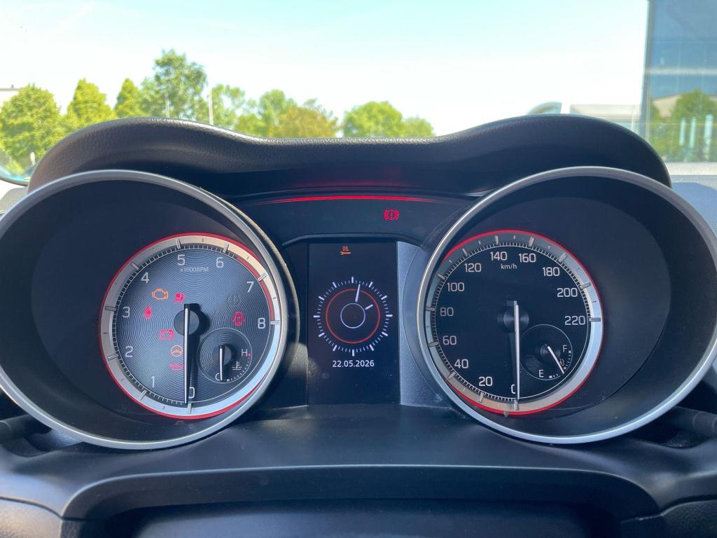 Suzuki Swift 1.2 style smart hybrid