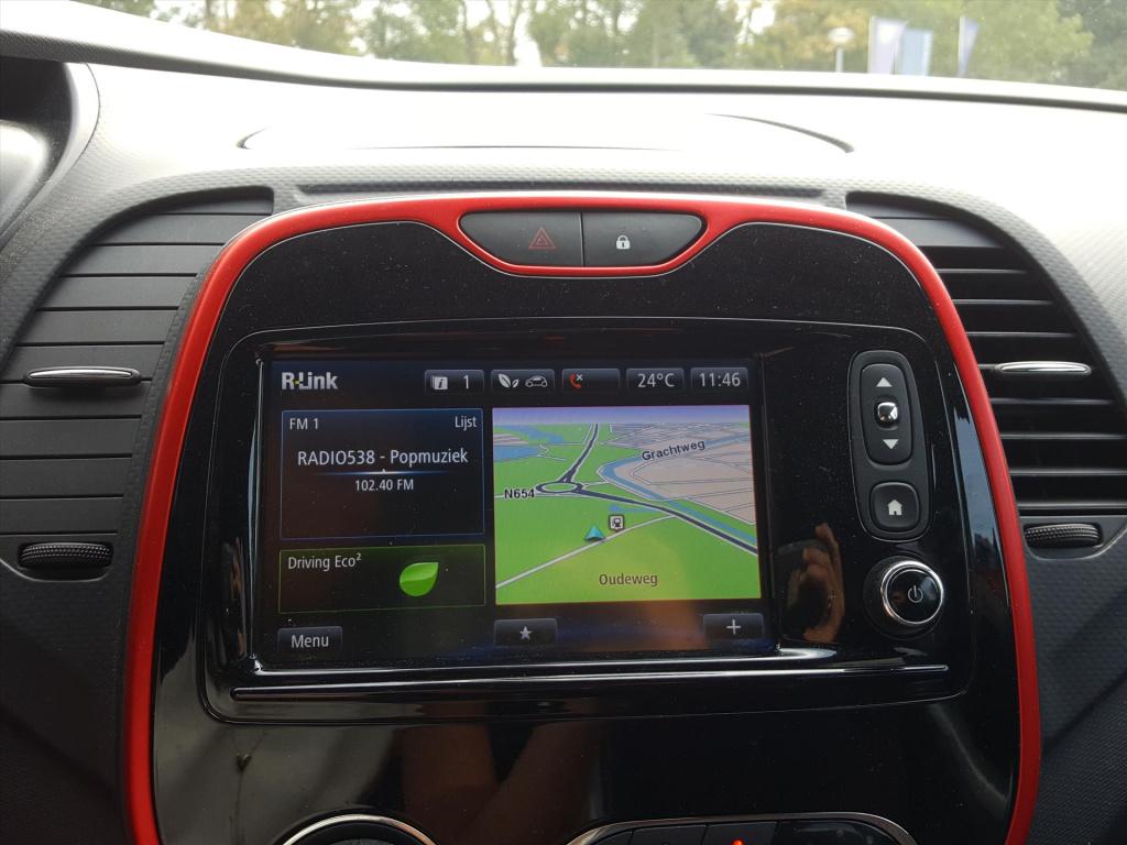 Renault Captur tce 120pk edc helly hansen | navigatie | trekhaak | bluetoot