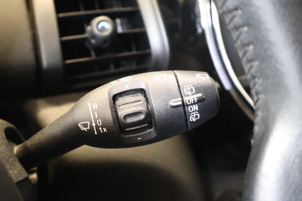 Mini One mini 1.5 first salt nl auto,btw, carplay, allseason, cruise