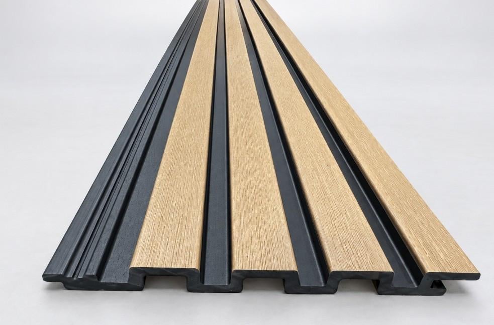 60 stuks composiet gevelpanelen teak/zwart, 290 cm, 34,8 m²
