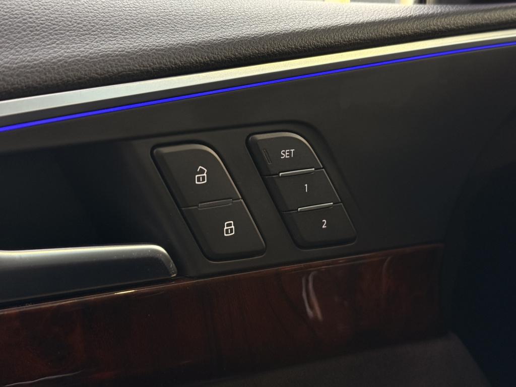 Audi A4 avant 2.0 tfsi s-line | pano | acc | 360 camera | sfeerverlichting 