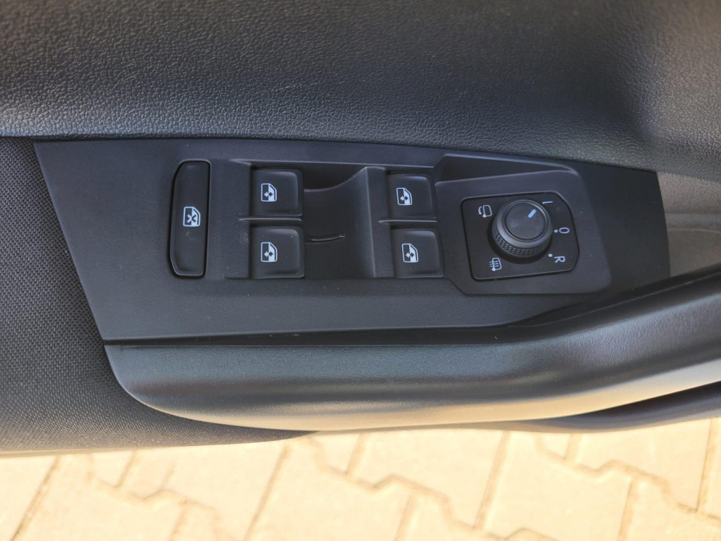 Volkswagen Polo 1.0 tsi life automaat virtual carplay navi