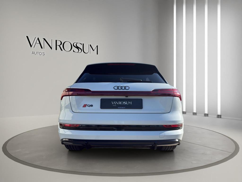 Audi E-tron e-tron 50 quattro launch edition black | pano | s-line | 22"| g