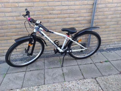 Te koop 24 inch meisjes mountainbike