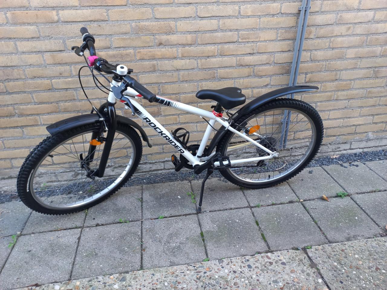 Te koop 24 inch meisjes mountainbike