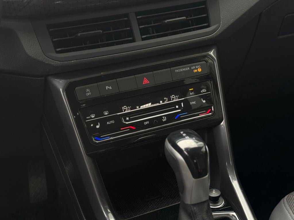 Volkswagen T-cross 1.5 tsi style business r * stoelverwarming * camera * cl