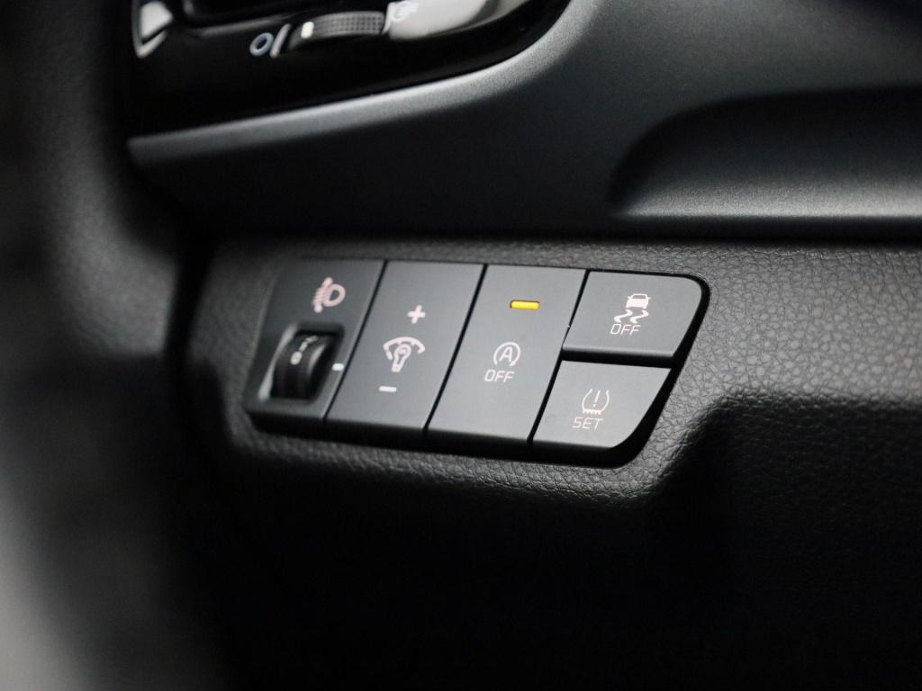 Kia Stonic 1.0 t-gdi mhev dynamicplusline | lmv | navigatie | parkeer senso