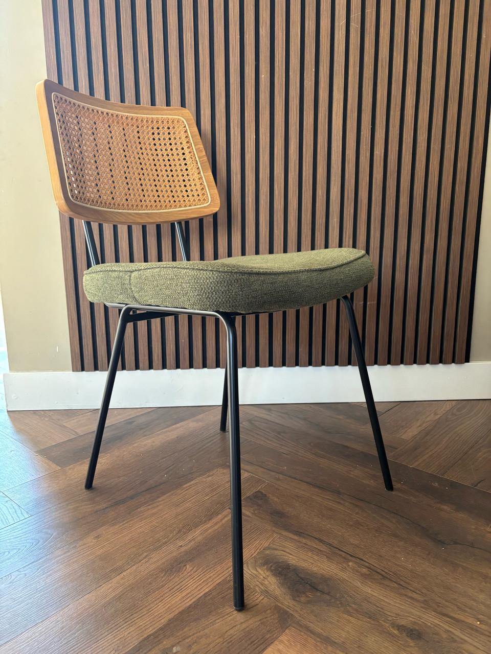 Stoel retro
