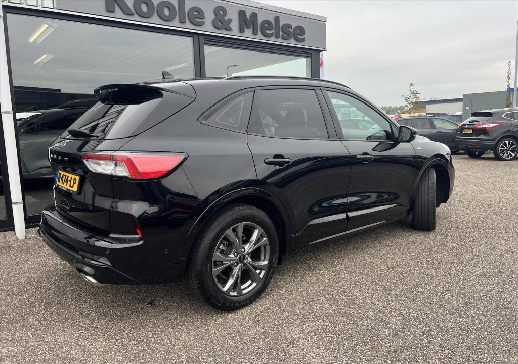 Ford Kuga 1.5 ecoboost 150pk st-line winterpack , carplay