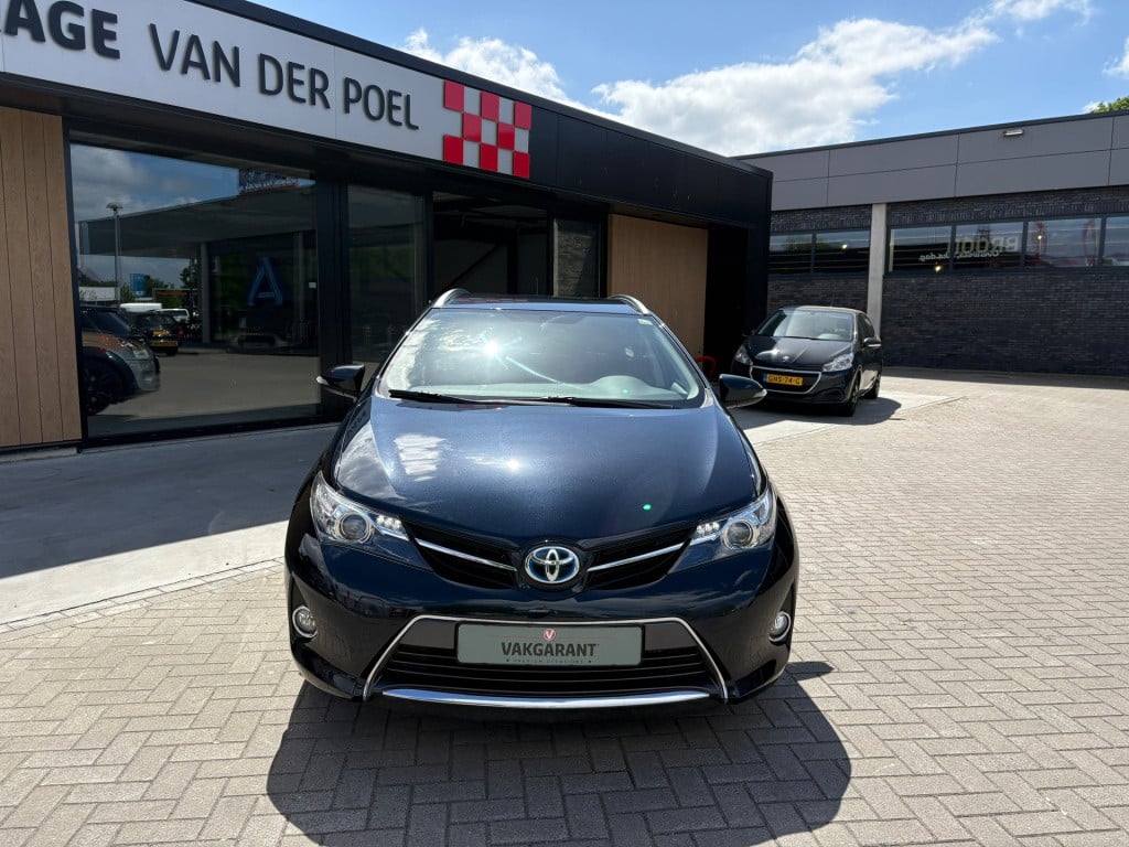 Toyota Auris touring sports 1.8 hybrid lease top 5 editie