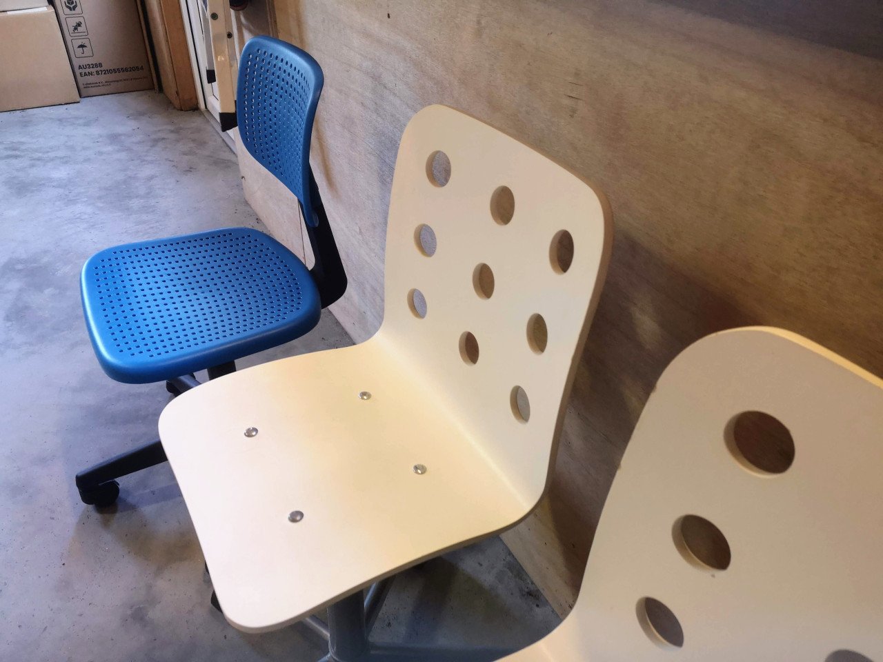 Kinderbureau stoelen