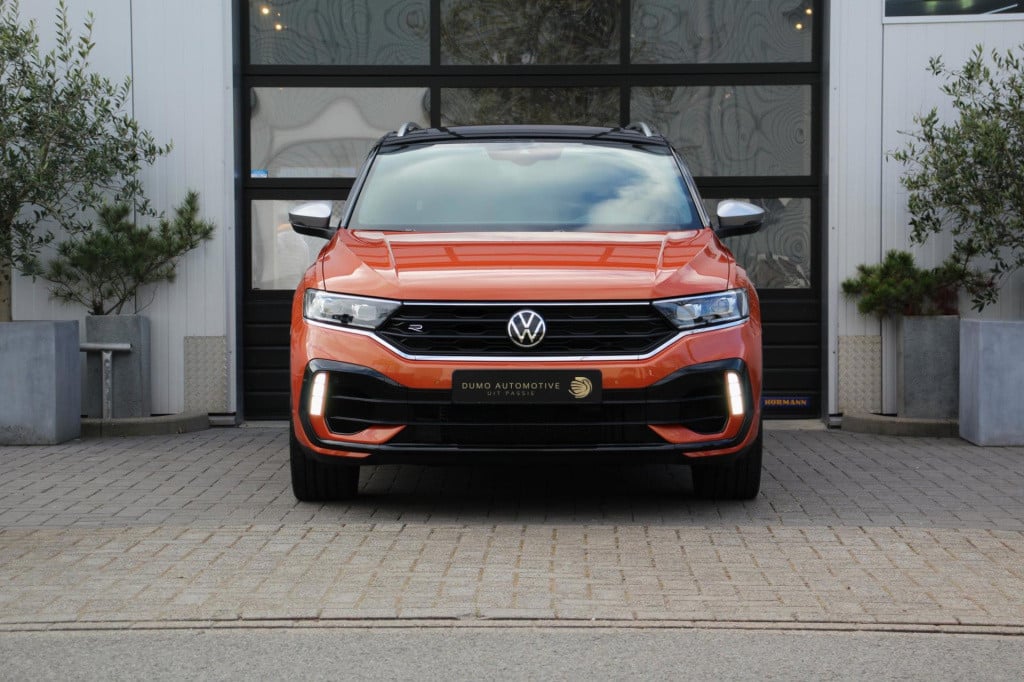 Volkswagen T-roc 2.0 tsi r 4motion - actieprijs: €41.095,- t/m 20 augustus!